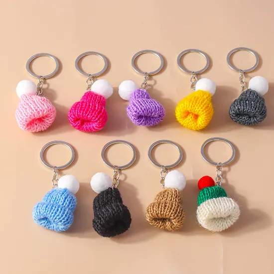 Wholesale Price OEM Manufacturer Personalized Navidad Xmas Noel Gifts - Custom Crochet Knitted Christmas Hat Keychain Factory