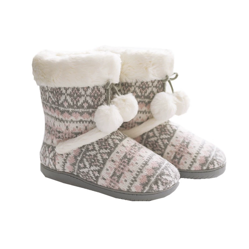 Knitted Nordic-style winter slippers, thick and warm, soft-soled and slip-free. Waterproof, durable, with a touch of fur—cozy steps for your home’s winter retrea