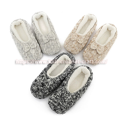 Knitted Japanese floor socks, women's wool design, thick fleece-lined with crochet details. Warm, anti-slip, and perfect for indoor use—export custom shoes for winter warmth