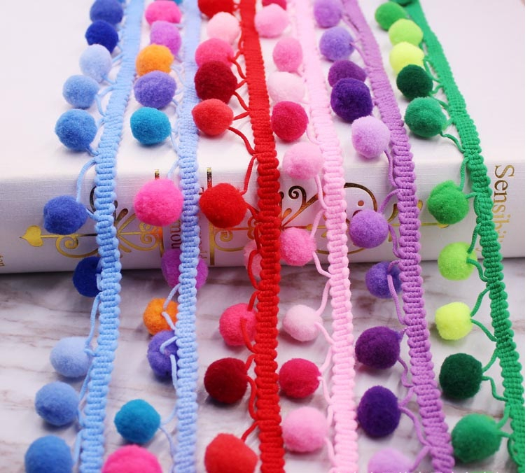 5-Color Gradient Pom Pom Trim, DIY Small Pom Pom Fringe, Decorative Trim for Clothing, Scarves, Hats, and Curtains, Multicolor