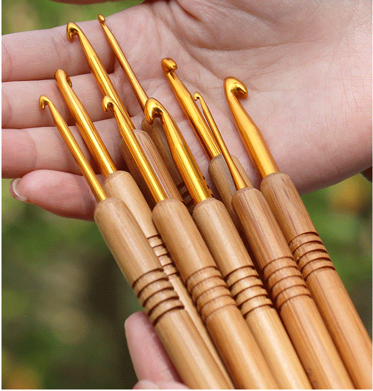 round wooden-handle crochet hook, handmade DIY tools, bamboo handle crochet hook